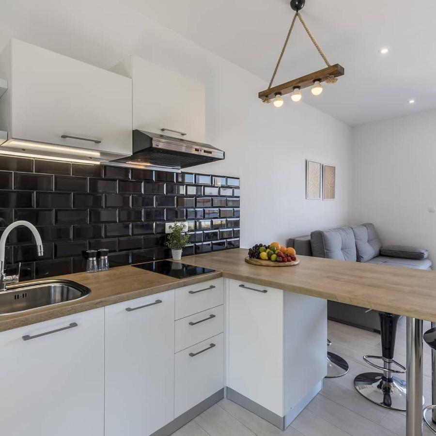 Luxury Apartments Skalinada Near Beaches, Tisno - Dalmatia ภายนอก รูปภาพ