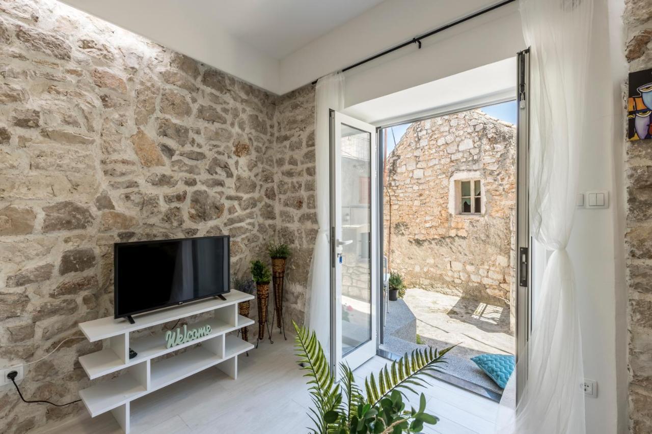 Luxury Apartments Skalinada Near Beaches, Tisno - Dalmatia ภายนอก รูปภาพ