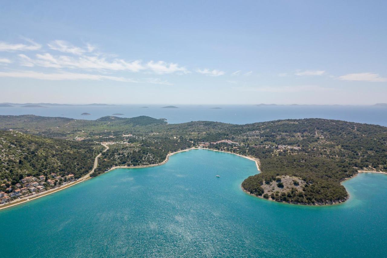 Luxury Apartments Skalinada Near Beaches, Tisno - Dalmatia ภายนอก รูปภาพ