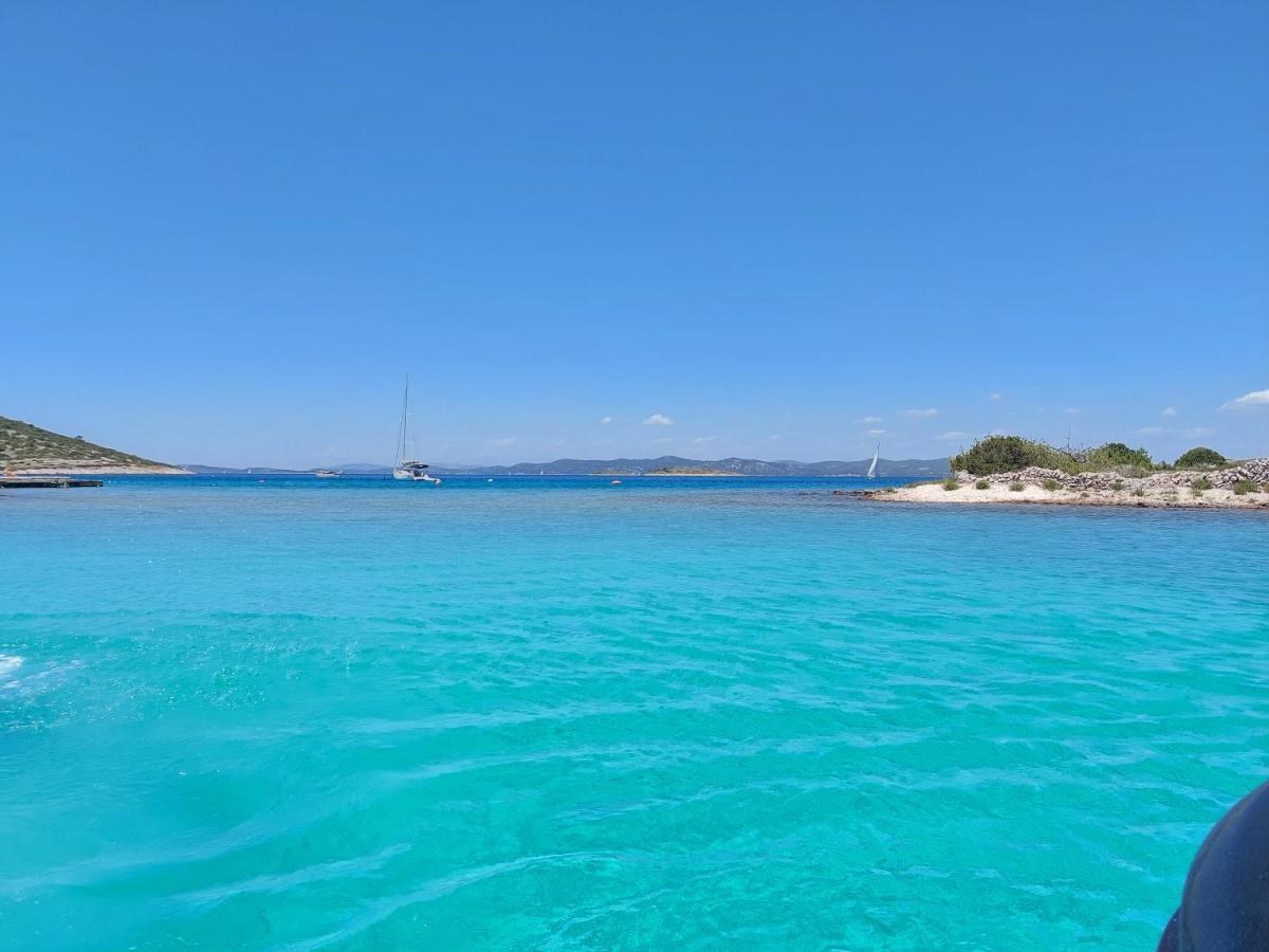 Luxury Apartments Skalinada Near Beaches, Tisno - Dalmatia ภายนอก รูปภาพ